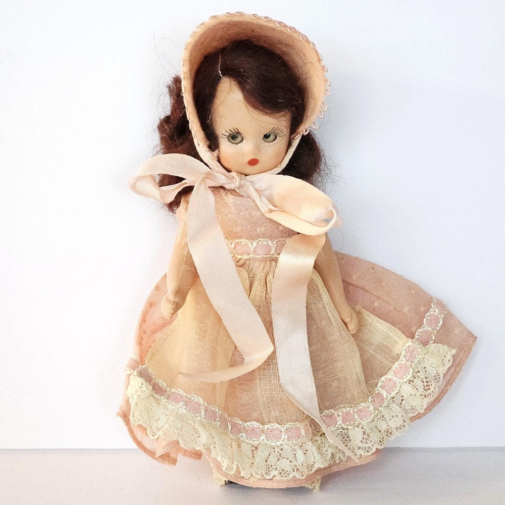 Vintage Nancy Ann Storybook Doll Sleepy Eyes Brown‎ Hair Pink Hat Bonnett 1822